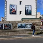 Expo photos sur la pêche sur les murs de la ville